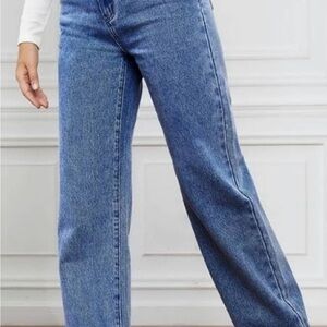 High waisted jeans